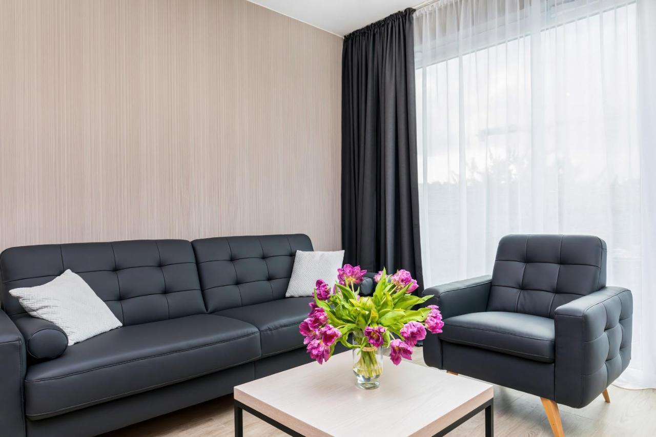 Modern City Center Apartments By Noclegi Renters ポズナン エクステリア 写真