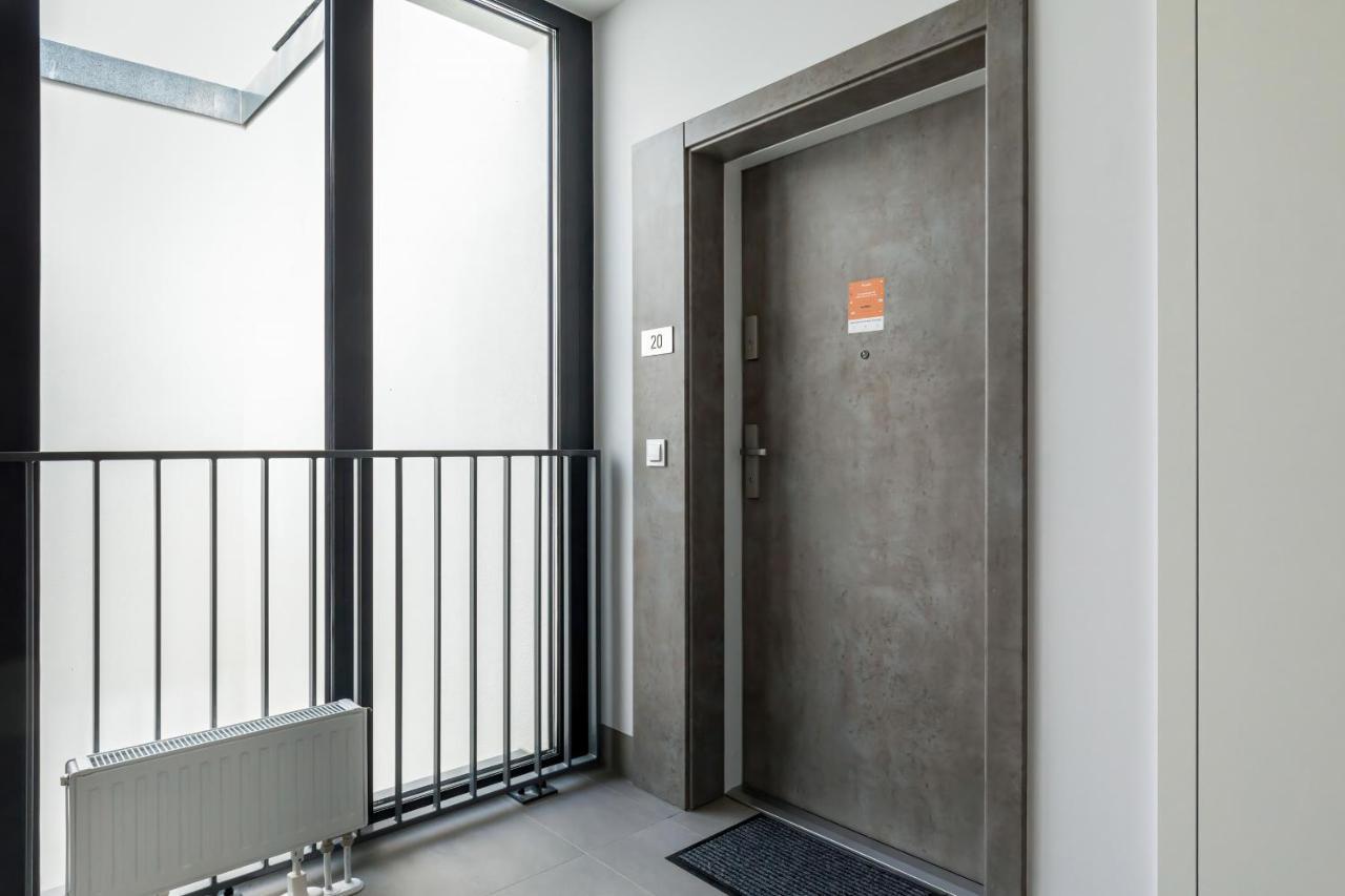 Modern City Center Apartments By Noclegi Renters ポズナン エクステリア 写真