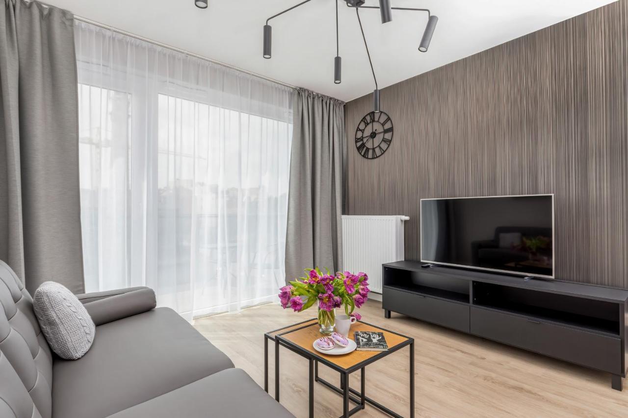 Modern City Center Apartments By Noclegi Renters ポズナン エクステリア 写真