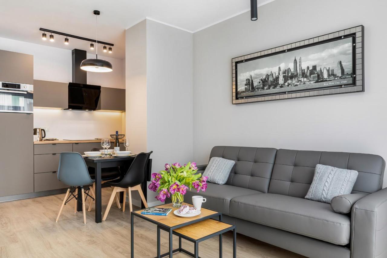 Modern City Center Apartments By Noclegi Renters ポズナン エクステリア 写真