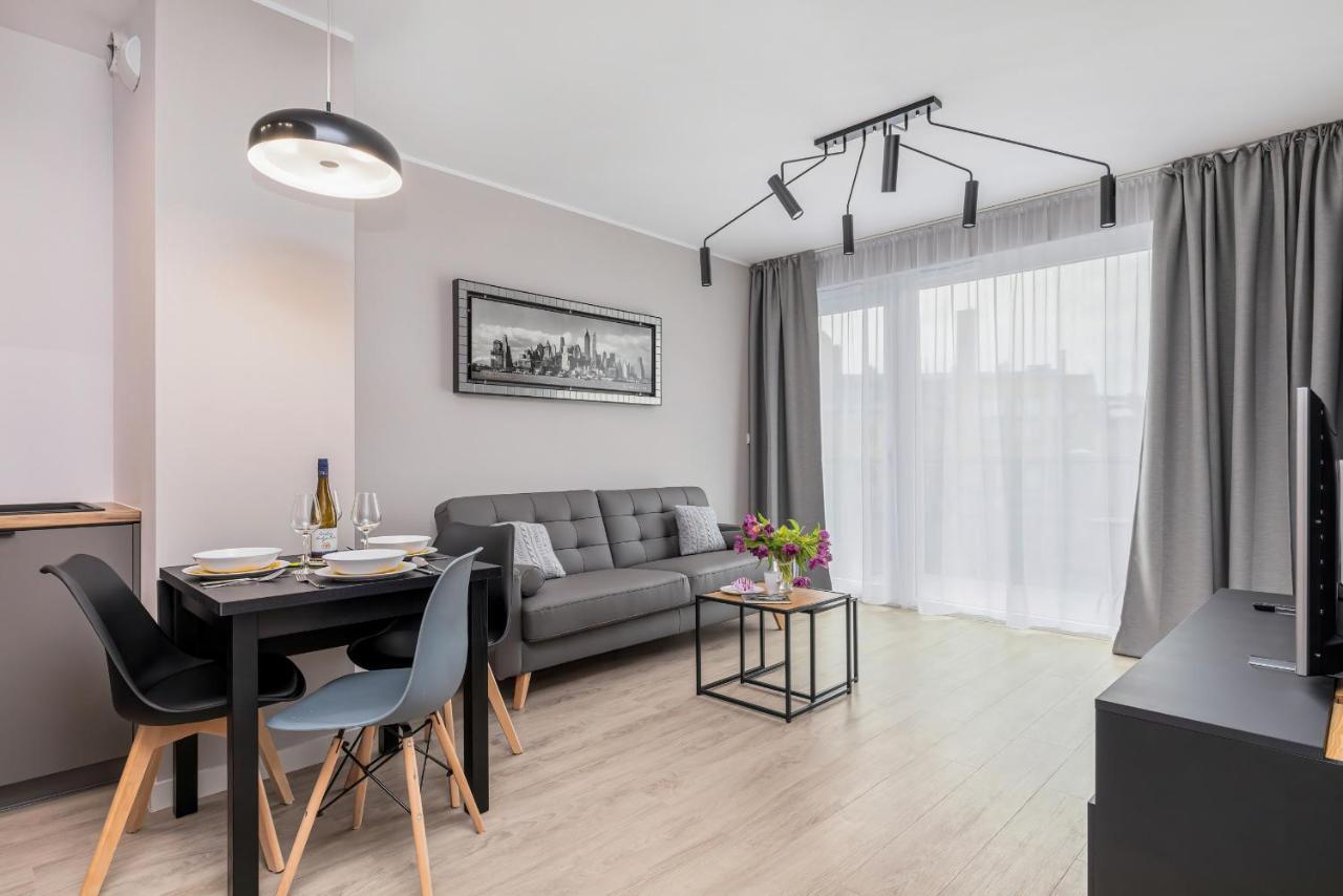 Modern City Center Apartments By Noclegi Renters ポズナン エクステリア 写真