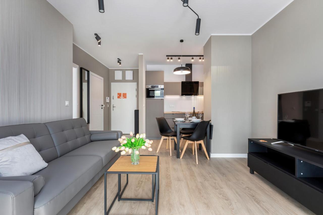 Modern City Center Apartments By Noclegi Renters ポズナン エクステリア 写真